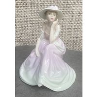 Декоративная статуэтка COALPORT Fascination. Англия. 1990 год. 11 х 9.5 см.