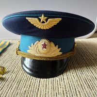Фуражка , петлицы , погоны. Цена за всё.