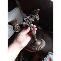 Подсвечник на две свечи