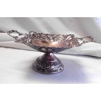 Конфетница Орешница на подставке 21 х 14 см Серебрение 01