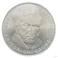 5 марок 1977 J Карл Фридрих Гаусс! Остатки штемпеля! Серебро 11.2 грамма 625 пробы 0,225 унции! ВОЗМОЖЕН ОБМЕН!