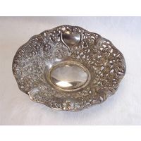 Конфетница Орешница 15 х 13 Серебрение 02