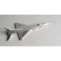 Модель реактивного бомбардировщика Солдатское творчество