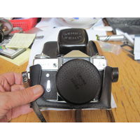 Фотоаппарата Zenit-E(Зенит) с объективом Helios-44М олимпийский.