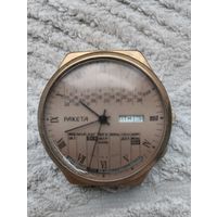 Часы Ракета Календарь Позолота.