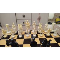 Шахматы Римляне СССР колкий пластик, 200 лотов с 1 рубля,5 дней!