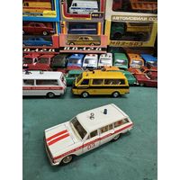 Волга ГАЗ-24 скорая медпомощь, номерная А24, смещенный шов покрышек, Тантал, Агат, Саратов с рубля.