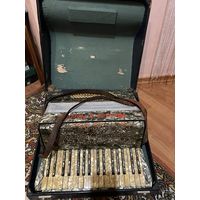 Старинный трофейный немецкий аккордеон "Meinel & Harold" 3/4.  Раритет.