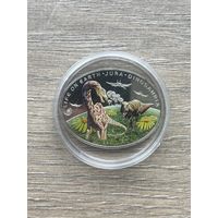 Серебряная коллекционная монета номиналом 1 доллар, выпущенная в 2013 году на острове Ниуэ