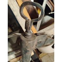 Старинные замок навесной