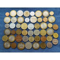 50 монет мира без повторов, среди них очень много юбилейки РФ. (1).