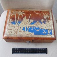 Все лоты с рубля.Шкатулка винтажная 70-е г.г.,кожа,Египет