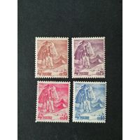 Польша 1939 Полная серия марок "Кубок мира по лыжным гонкам в Закопане" (две первые марки чистые**, две последние чистые* с наклейками) Mi.351-354 каталог 20.00 евро