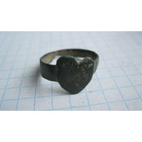 Перстень старинный.