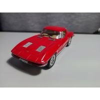 Corvette Sting Ray 1963 1:36 Kinsmart машинка металлическая модель автомобиля коллекционная корвет