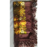 ПЛАТОК С БАХРОМОЙ