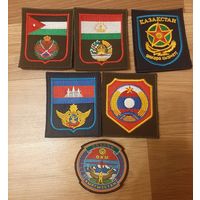 5 шевронов на липучке + 1 (6 стран)