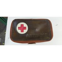 Аптечка автомобильная (футляр) СССР
