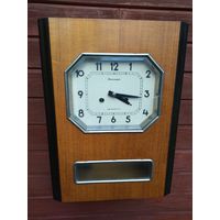 Часы настенные янтарь