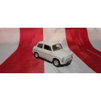 Машинка (модель) deagostini 1:43 ЗАЗ-965А Запорожец