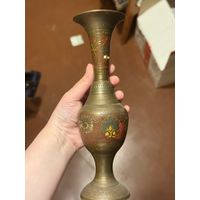 Латунная ваза