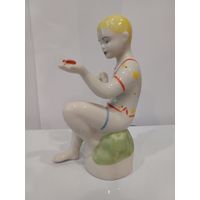 Все лоты с 1р.Ранний Мальчик с бабочкой статуэтка