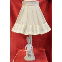 Лампа, фарфор. Испания,XX век.Высота 60 см.