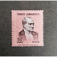 Марка Турция 1970 год Ататюрк