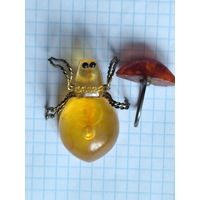 Брошь и кольцо