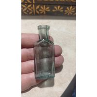 Старинный бутылек