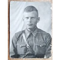 Фото мл.лейтенанта ВВС. 1943 г.(?) 7.5х10 см.