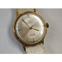 Luxus  часы наручные на ходу