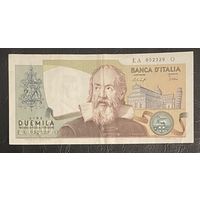 Банкнота 2000 лир 1973 год. Италия