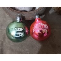 Стеклянные елочные шары СССР.