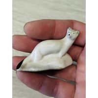 Маленькая ласка,горностай,не частая статуэтка с рубля