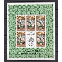 9. BrKS. Великобритания. Колонии. Антигуа. Серебряный юбилей Елизаветы II. Надпечатка. Королевский визит 28 октября 1977 г. 2,5 $. Mi.#477C. Малый лист. MNH. (Формат - 17 см. Х 14,5 см.).