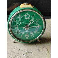 Часы будильник СССР-2