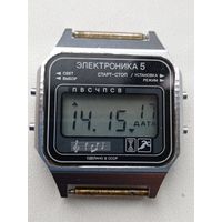 Часы электронные. Из коллекции, практически не использовались.