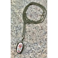 Кулон. Кулон на цепочке