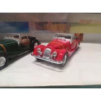 Cararama Morgan Plus Eight - 1/43 (красный)