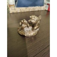 Статуэтка ахота на медведя.С1 рубля.