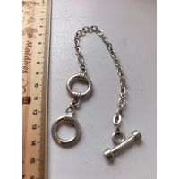 Браслет на руку.