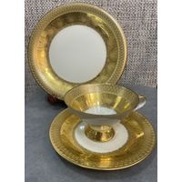 Чайная тройка BAVARIA SELBGEIN PORZELLAN Германия. Чашка 10 х 6 см. Блюдце 15 см. Тарелка для торта 19.5 см