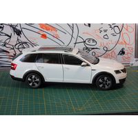 Модель Skoda Octavia 1:18