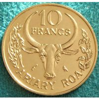 Мадагаскар. 10 франков 1970 год  KM#11   Тираж: 7.000.000 шт