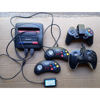 Игровая приставка 16 bit+Джойстики