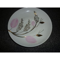 Блюдце. Фарфор ДУЛЁВО . СССР. Ручная роспись золотом