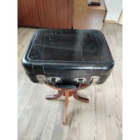 Проигрыватель древний