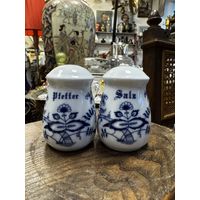 Перечница и солонка