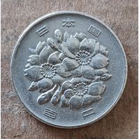 Япония 100 йен, (42) 1967 г., Y# 82